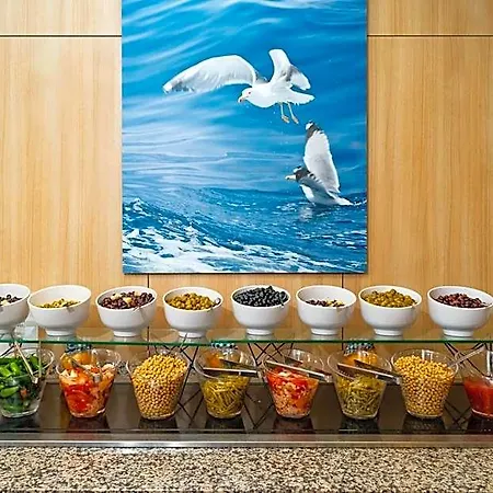 Hotel Sandy Bay 4*