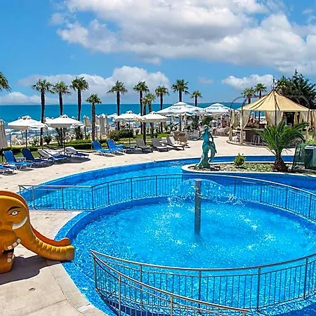 Sandy Bay 4*