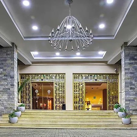 Hotel Sandy Bay